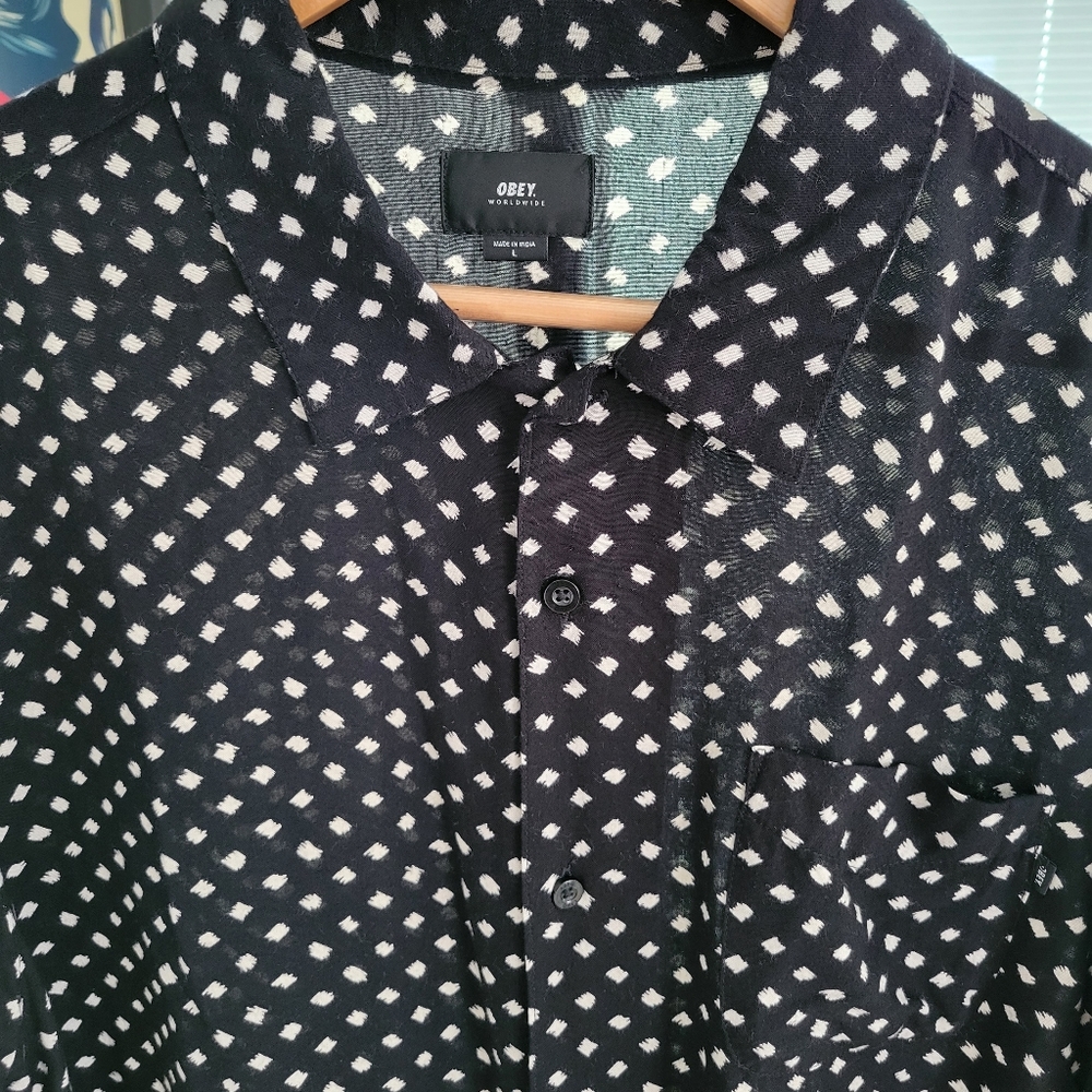 Obey Button Up